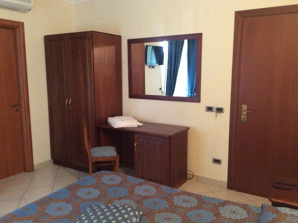 Cridda Hotel & Restaurant Gizzeria Room photo
